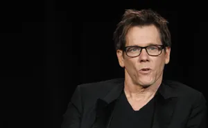 Kevin Bacon In Black Wallpaper