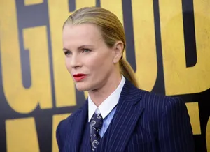 Kim Basinger Grudge Match Premiere 2013 Wallpaper