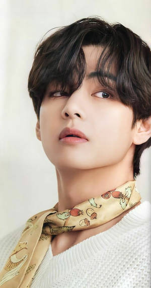 Kim Taehyung 2021 Cute Scarf Wallpaper