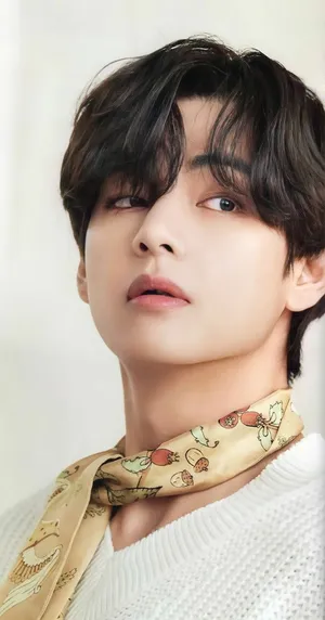 Kim Taehyung 2021 Cute Scarf Wallpaper