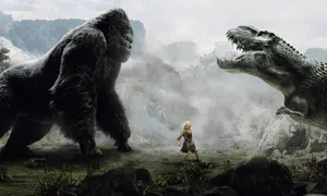 King Kong Dominates The City Skyline Wallpaper