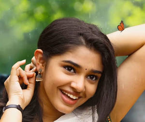Kirti Shetty Fixing Hair Wallpaper
