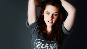 Kristen Stewart Gray Shirt Wallpaper