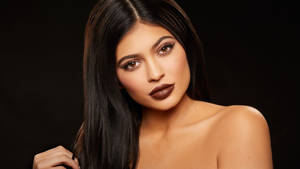 Kylie Jenner Wearing Deep Chocolate Lipstick Wallpaper