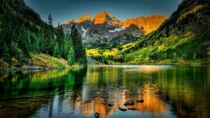 Lake Laptop 1366 X 768 Wallpaper