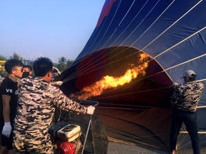 Laos Hot Air Balloon Wallpaper