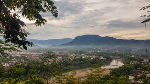 Laos Phousi Landscape Wallpaper