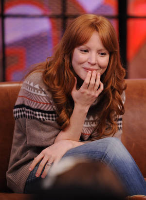 Lauren Ambrose At Graham Norton's Show Wallpaper