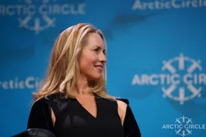 Laurene Powell Jobs, A Prominent Climate Change Advocate Wallpaper
