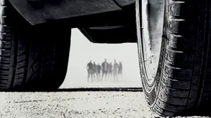 Leaving Car From Fast And Furious 1 Wallpaper
