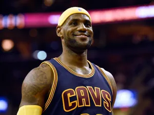 Download free Lebron James Wearing Cool Yellow Arm Sleeve