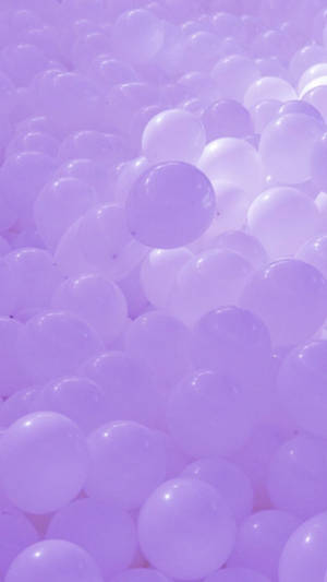 Light Purple Aesthetic Balloons Wallpaper
