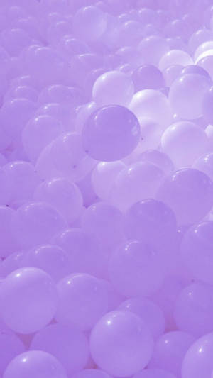Light Purple Iphone Balloons Wallpaper
