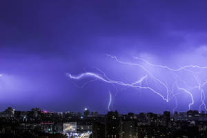 Lightning Strikes In Big City Wallpaper