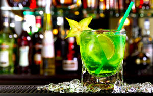 Lime Drink With Carambola Wallpaper