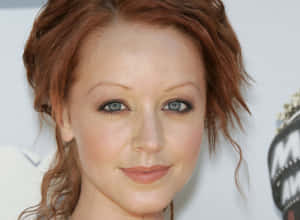 Lindy Booth Red Carpet Portrait Wallpaper