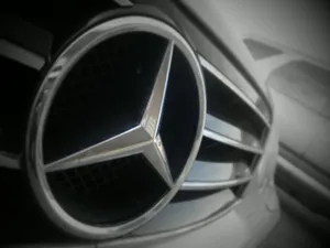 Logo Mercedes Black Wallpaper