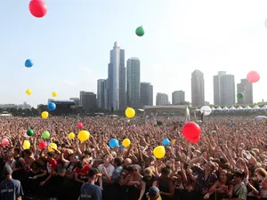 Lollapalooza Balloons Wallpaper