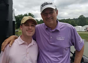 Loren Roberts Wearing Violet Shirt Wallpaper