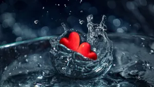 Love Doesn't Have To Be Complicated - It Can Be 4k Perfect Wallpaper