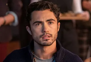 Love Hard Darren Barnet Wallpaper