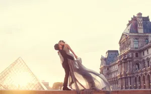 Love Story In Paris Wallpaper