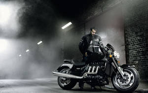 Luxury Classic Black Motorcycle Wallpaper