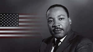 Magnificent Activist Martin Luther King Wallpaper