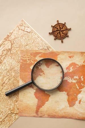 Magnify Countries Map Wallpaper