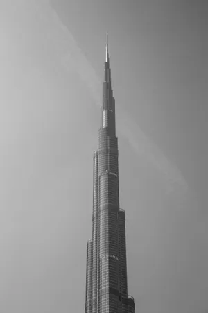 Majestic Burj Khalifa In Dubai Wallpaper
