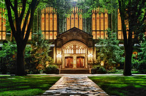 Majestic View Of The University Of Michigan-ann Arbor Campus Wallpaper