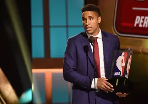 Malcolm Brogdon Rookie Of The Year Wallpaper