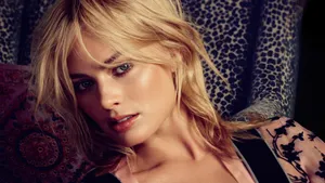 Margot Robbie Beautiful Actress Hd Close-up Wallpaper