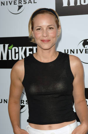 Maria Bello Exuding Elegance In A Gorgeous Black Outfit. Wallpaper