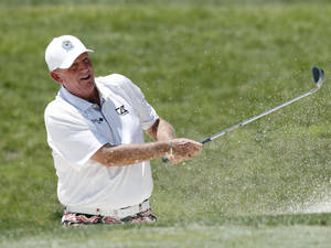 Mark Calcavecchia Powerful Swing Wallpaper