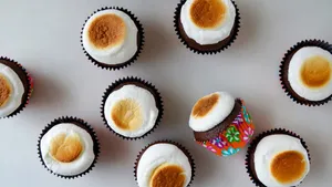 Marshmallow Toasted Chocolate Cupcakes Wallpaper