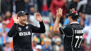 Martin Guptill And Colin De Grandhomme Wallpaper