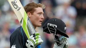 Martin Guptill Cricket Bat Wallpaper