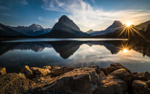 Marvelous Mountain Landscape Wallpaper