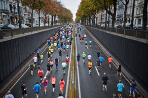 Mass Marathon In The Street Wallpaper