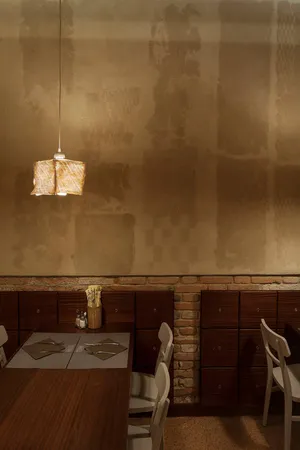 Matteo Brioni Restaurant In Venice Wallpaper
