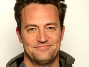 Matthew Perry Star Of 'friends' Wallpaper