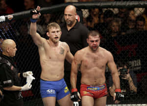 Maurício Rua Engaging In A Descisive Battle Against Alexander Gustafsson Wallpaper