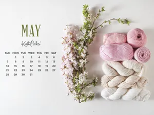 May 2022 Calendar Pastel Flowers And Yarns Wallpaper