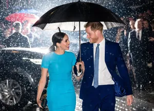 Meghan Markle Prince Harry Raining Wallpaper
