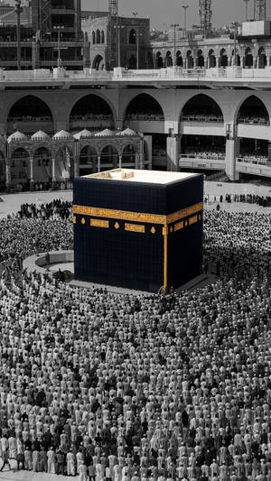Mesmerizing View Of Kaaba In Black And White Wallpaper
