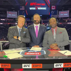 Michael Chiesa In Conversation With Dan Hellie And Din Thomas Wallpaper