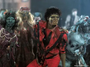 Michael Jackson Performs