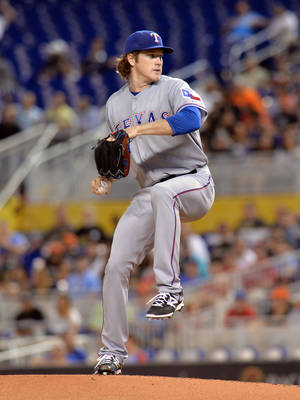 Miles Mikolas Playing For Texas Rangers Wallpaper