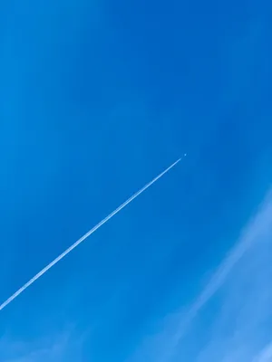 Minimalist Airplane Trail Wallpaper